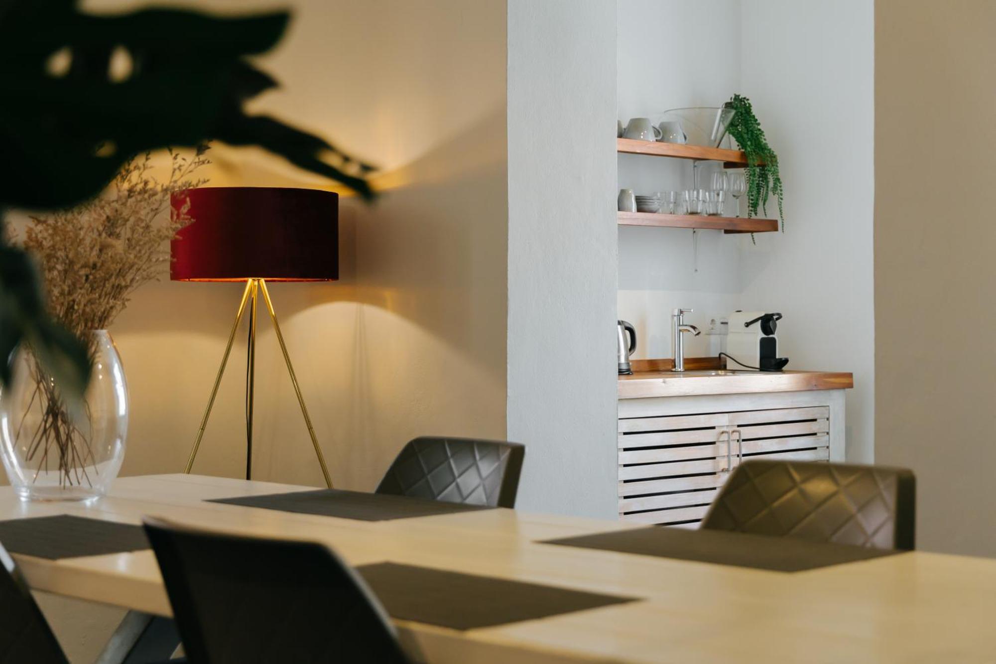 Pietermaai Oasis Aparthotel Willemstad Bagian luar foto